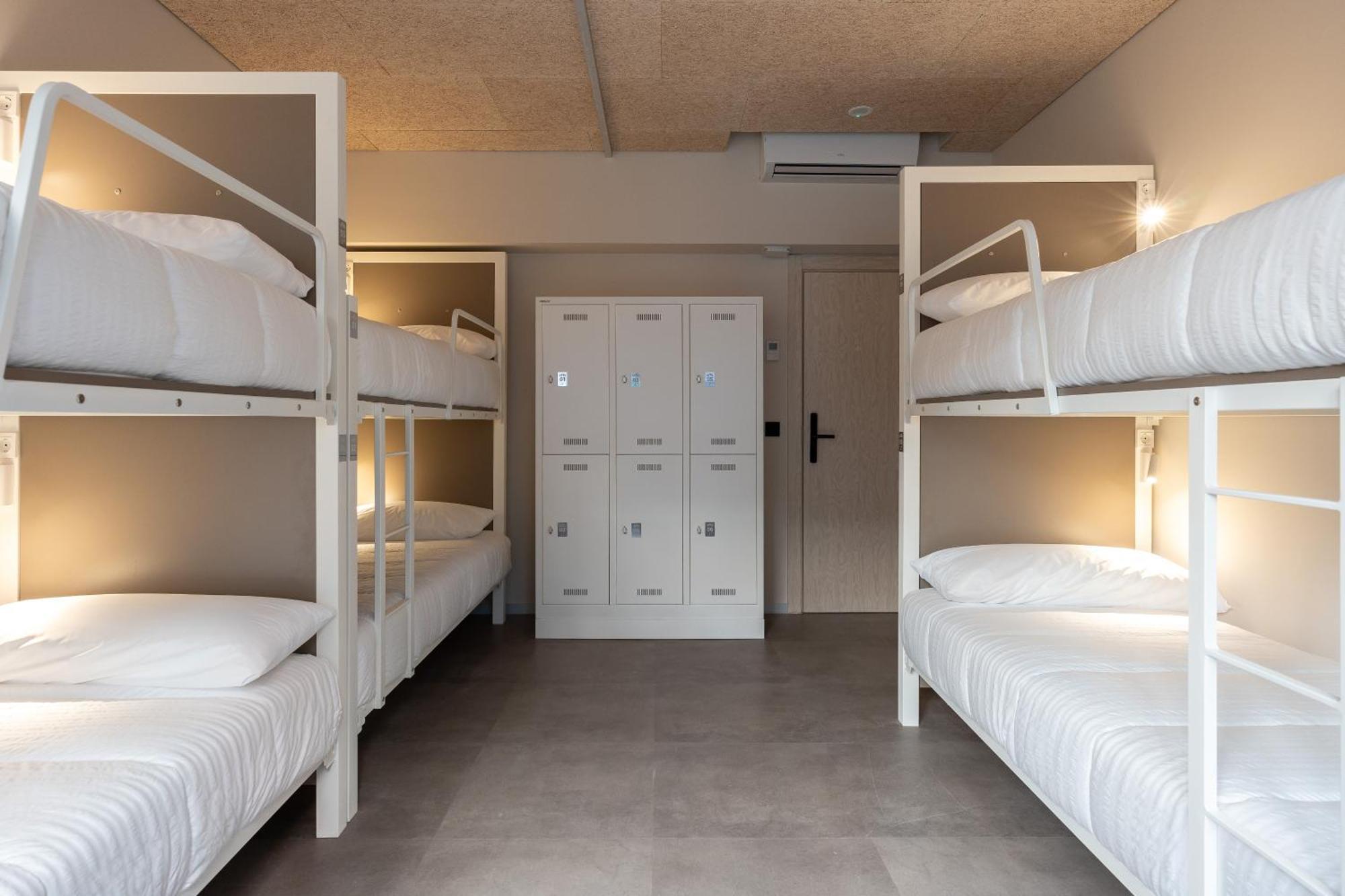 Lamia Bbk Women Hostel-Solo Mujeres Bilbao Bagian luar foto