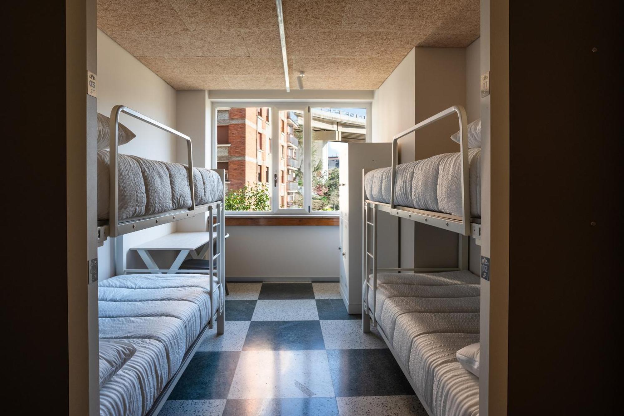 Lamia Bbk Women Hostel-Solo Mujeres Bilbao Bagian luar foto