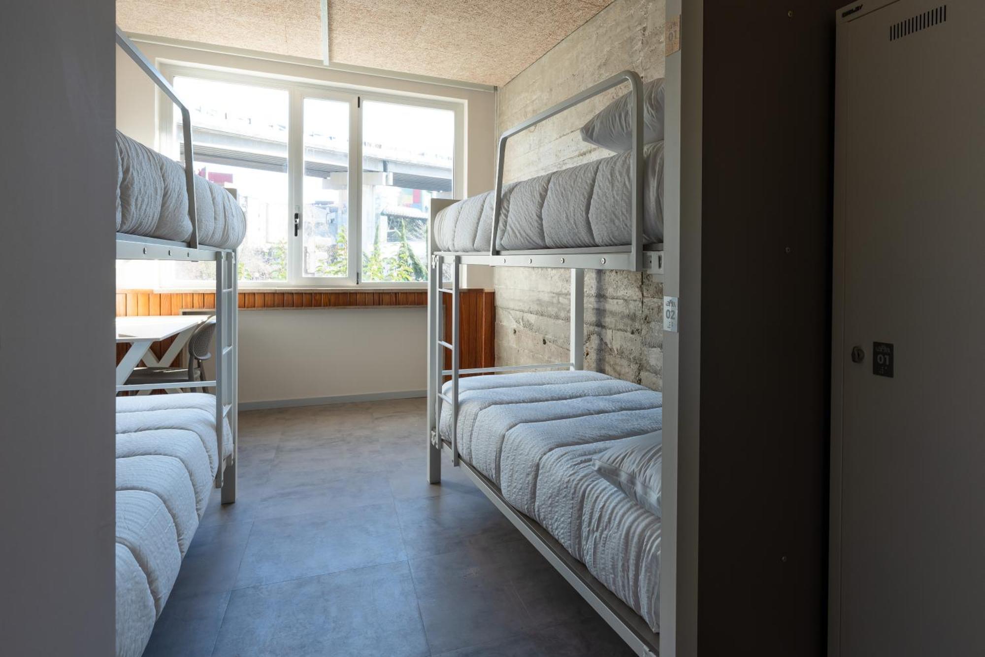 Lamia Bbk Women Hostel-Solo Mujeres Bilbao Bagian luar foto