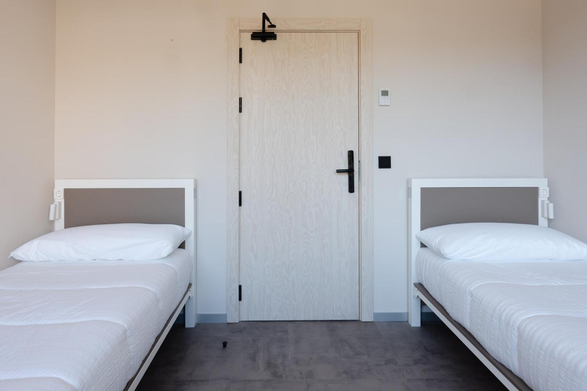 Lamia Bbk Women Hostel-Solo Mujeres Bilbao Bagian luar foto