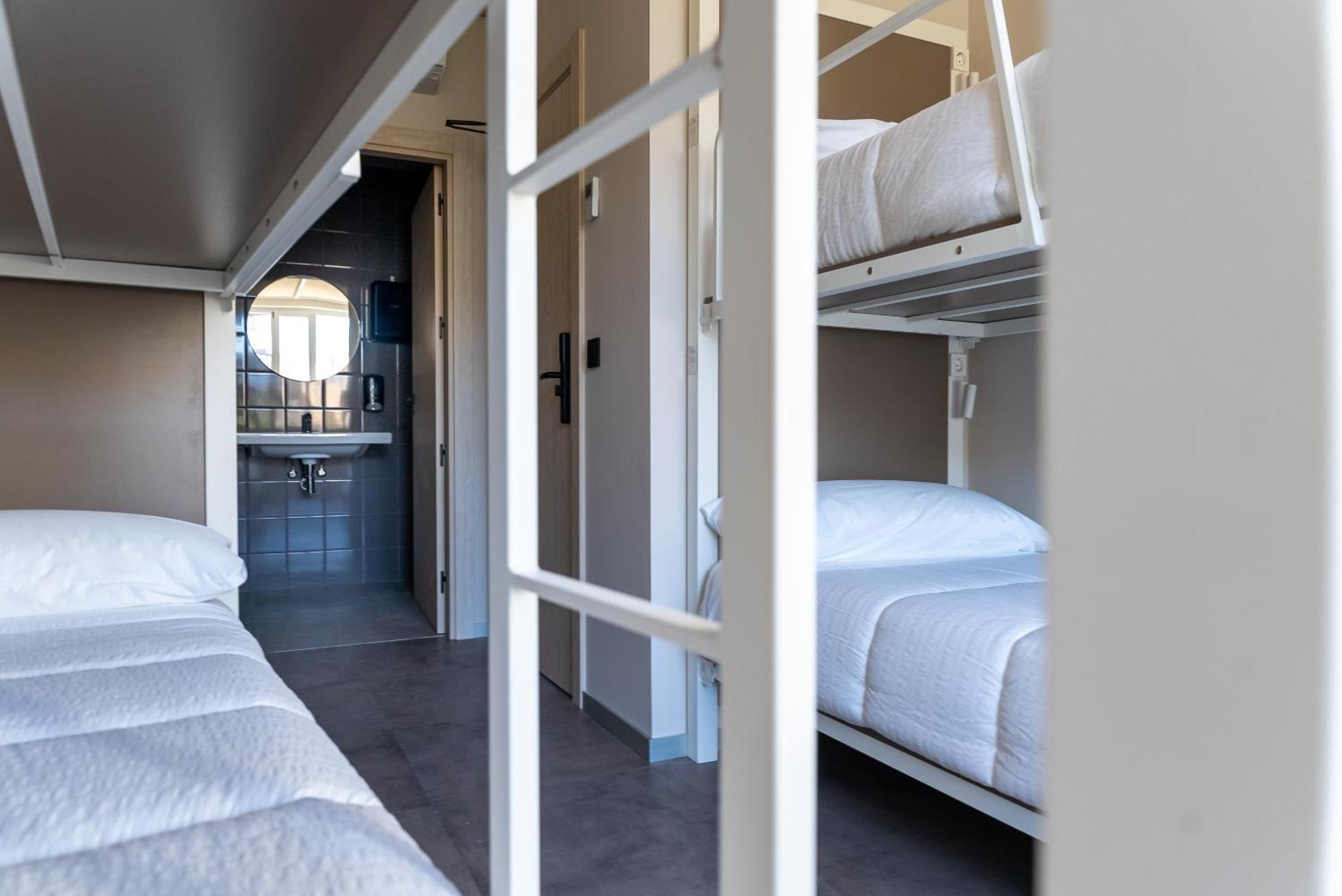 Lamia Bbk Women Hostel-Solo Mujeres Bilbao Bagian luar foto